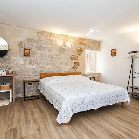 Sweet Rooms Luri Split Exterior foto